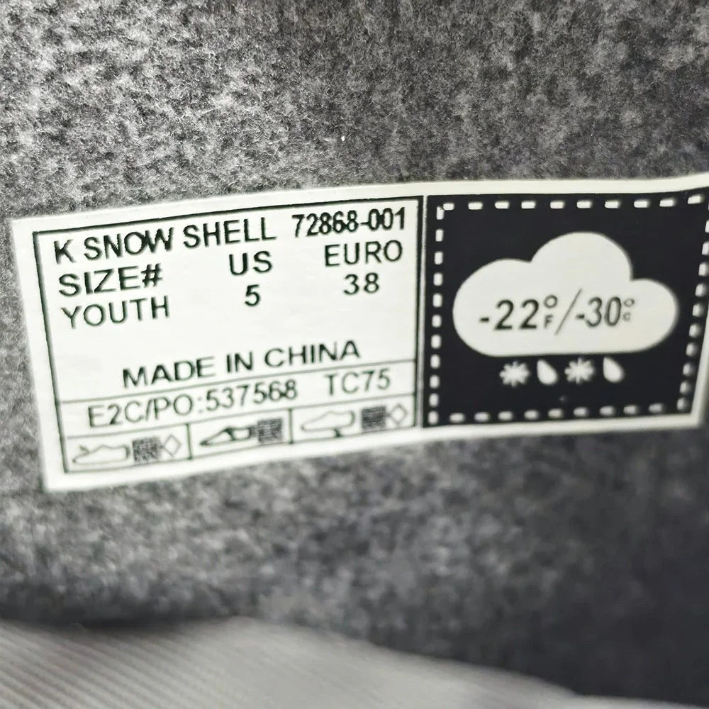Bogs K Snow Shell Boots Youth Size 5 Black Waterproof Insulated Winter 72868-001